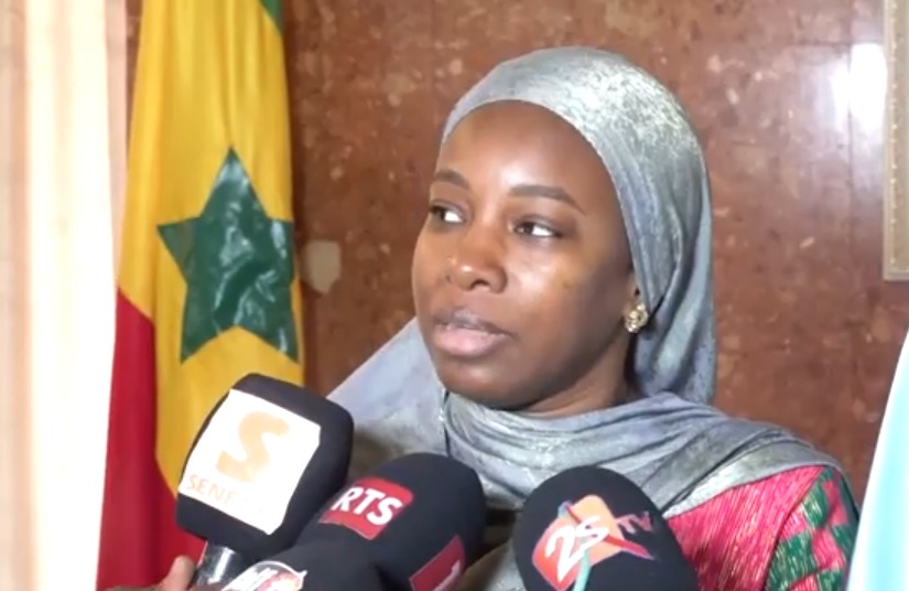« Tout faire pour maintenir les filles à l’école » : Mme Fatima Mbengue s’engage (Vidéo)